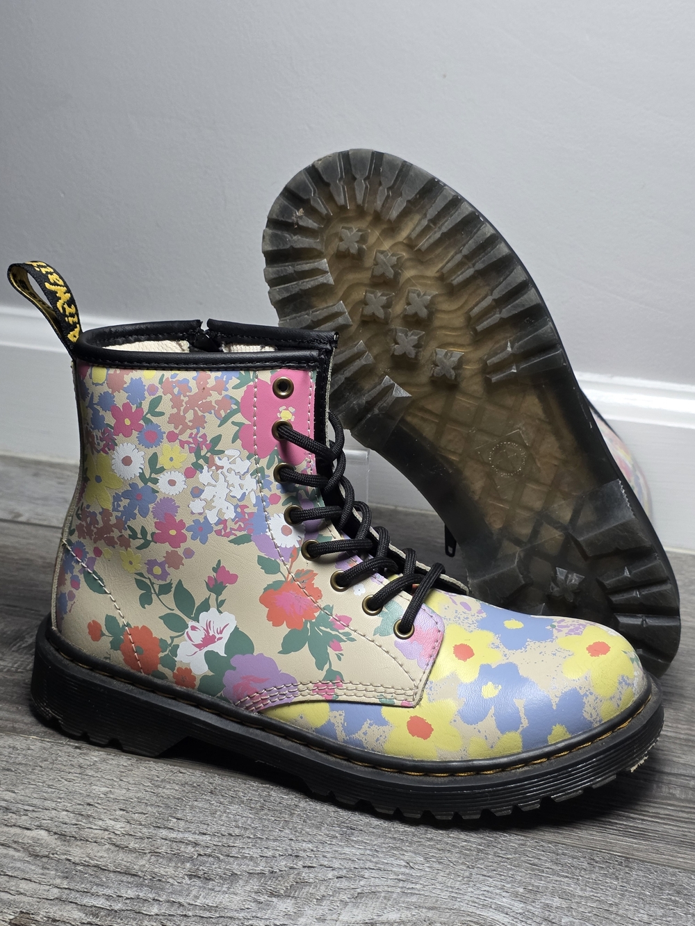 Dr. Martens Floral Mash Up Combat Side Zipper Boots Sz Youth 4 Womens 5 *READ